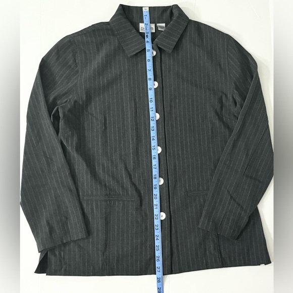 Chico’s charcoal grey pinstripe shirt jacket - Picture 7 of 10